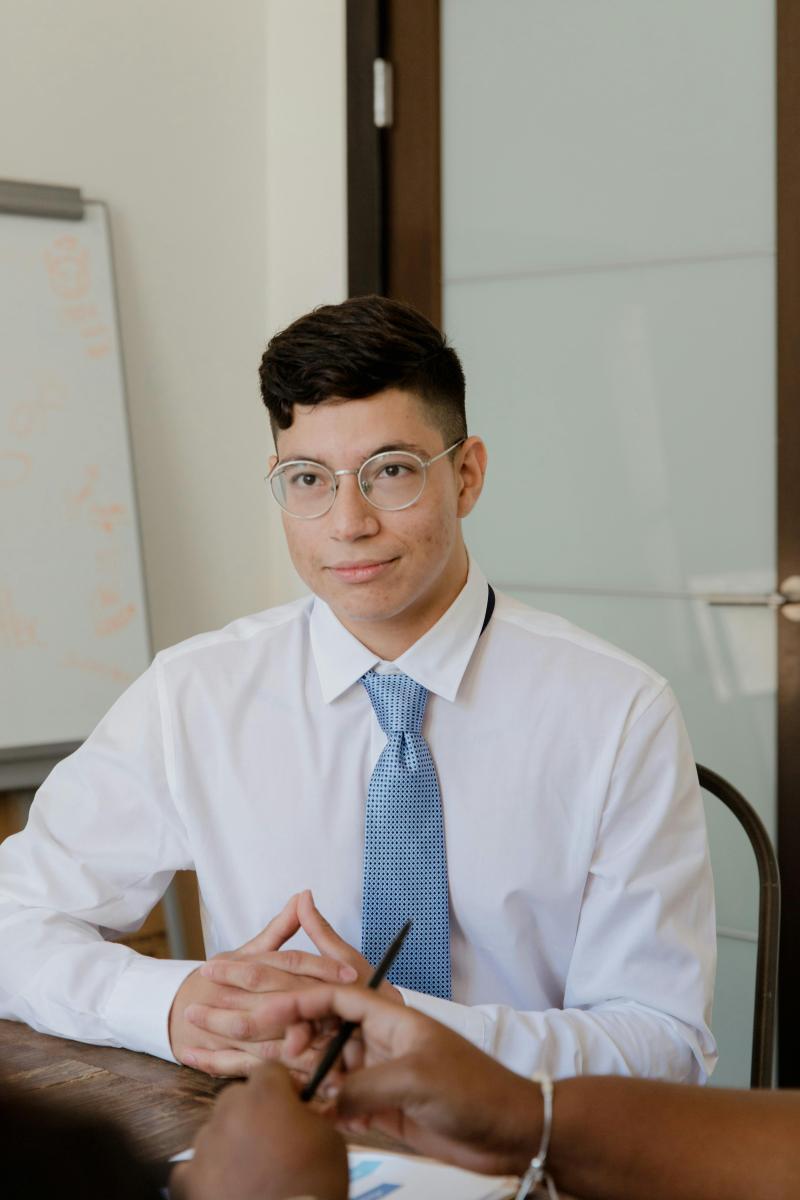 Choosing Colors and Outfits for Your Photoshoot