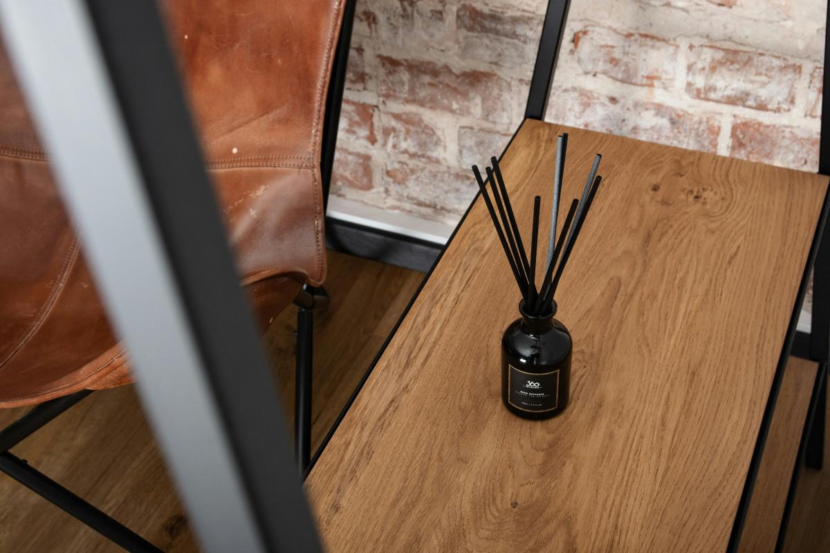 Understanding Fragrance Diffusers: What They Are and How to Use Them
