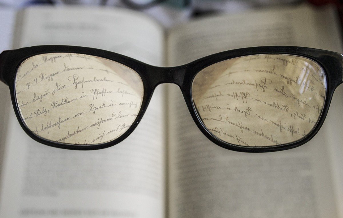 Smart Glasses for Music: Trend or Trap?