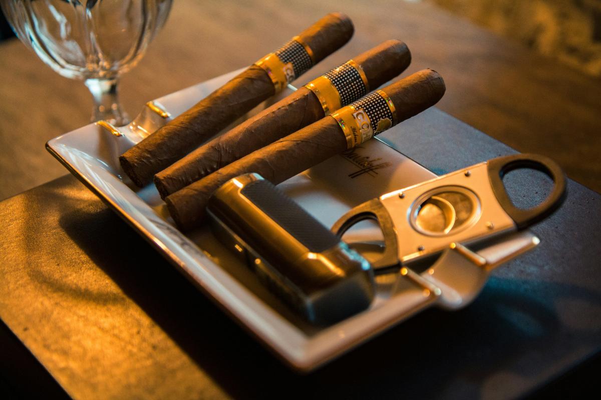 Smoke Some Cigar Like a Boss Today