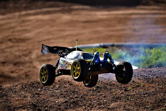 Best RC Nitro Cars – Power, Sound, and Performance Guide