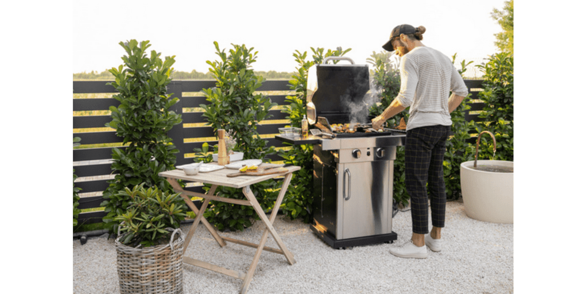 How to Choose the Right Grill for Your Backyard: A Comprehensive Guide