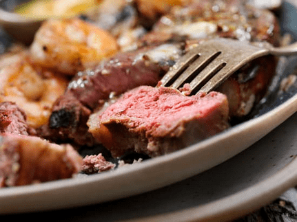 Garlic Butter Grilled Sirloin Steak