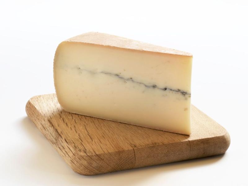 Uncover the Tasty Notes and Aromas of Bleu de Morbier