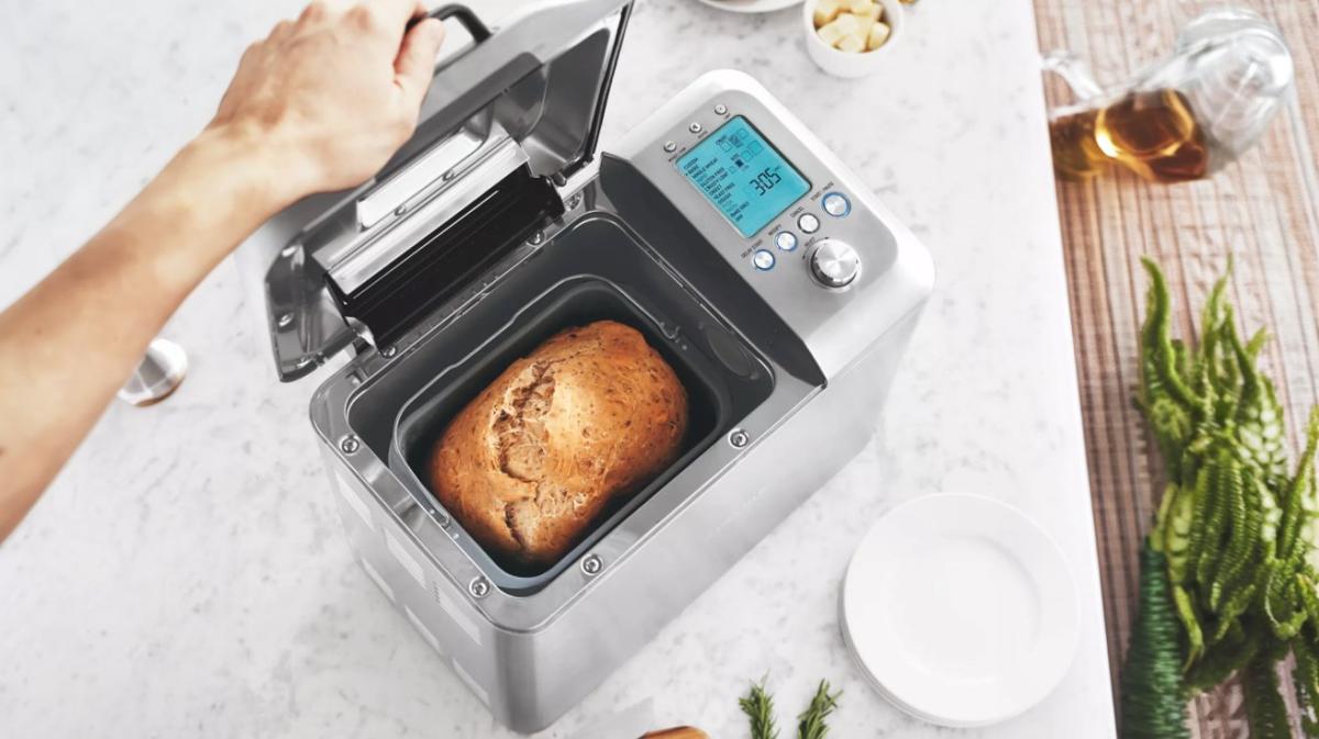 In-depth Look at the Breville Custom Loaf Bread Maker
