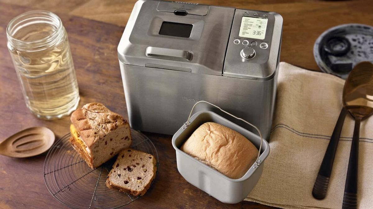 In-Depth Review of the Breville Custom Loaf Bread Maker