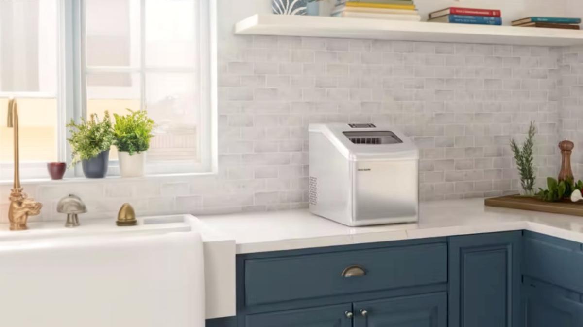 Frigidaire 40-Pound Ice Maker Ultimate Buying Guide