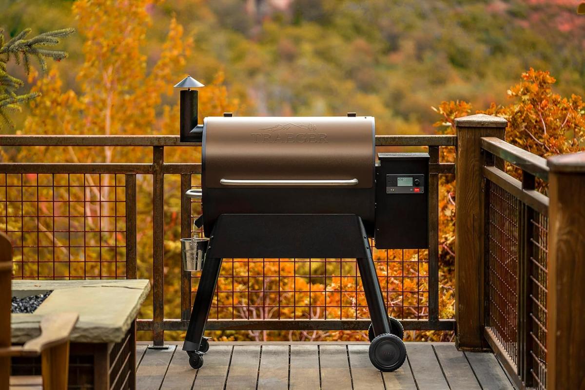 Reviewing the Traeger Pro 780 Pellet Grill for Advanced Grilling