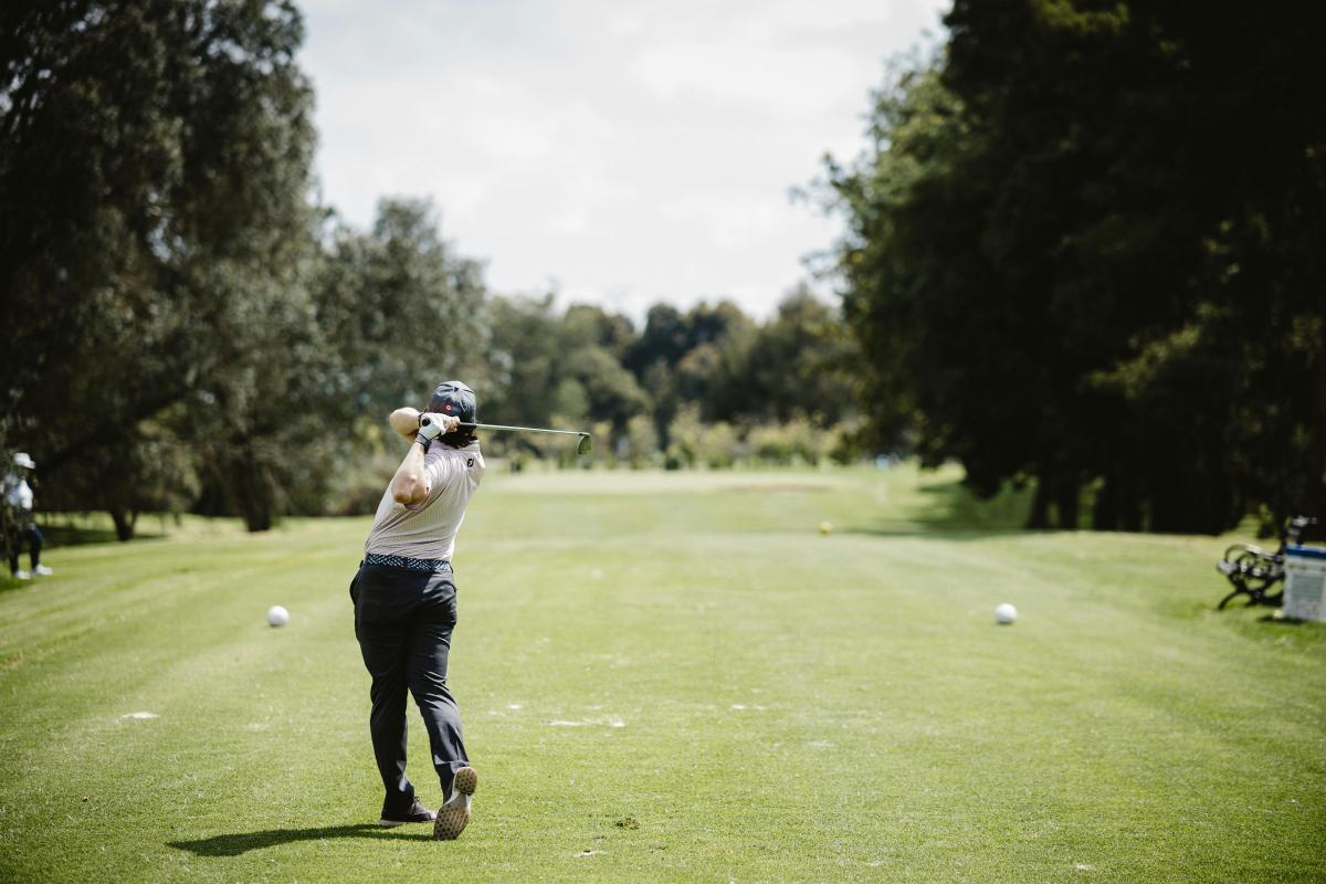 What Type of Golf Clubs Should I Buy as a Beginner?
