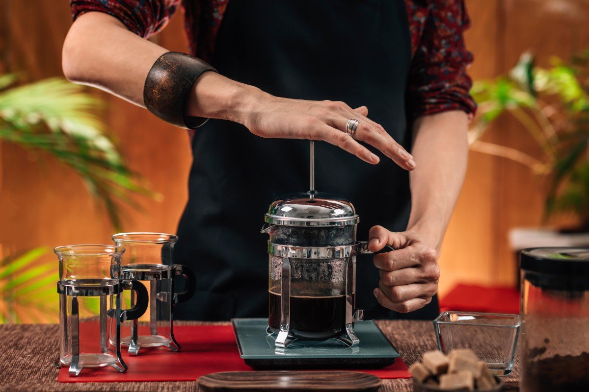 Guide To Brewing Coffee With A French Press Coffee Maker