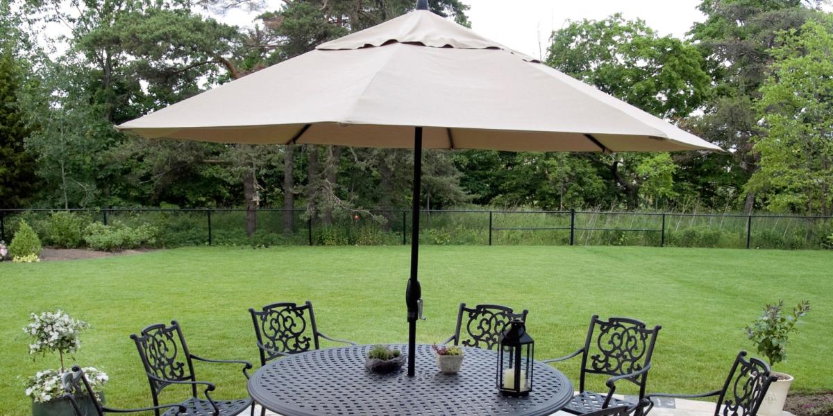 Choose the Perfect Patio Umbrella for Your Space