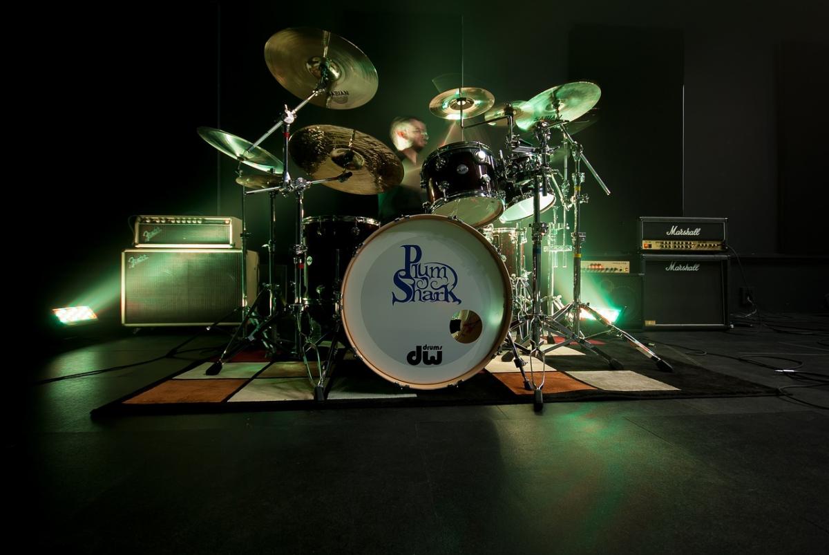 The Evolution of Drum Sets Through History