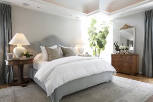 Create a beautiful bedroom that will promote better sleep