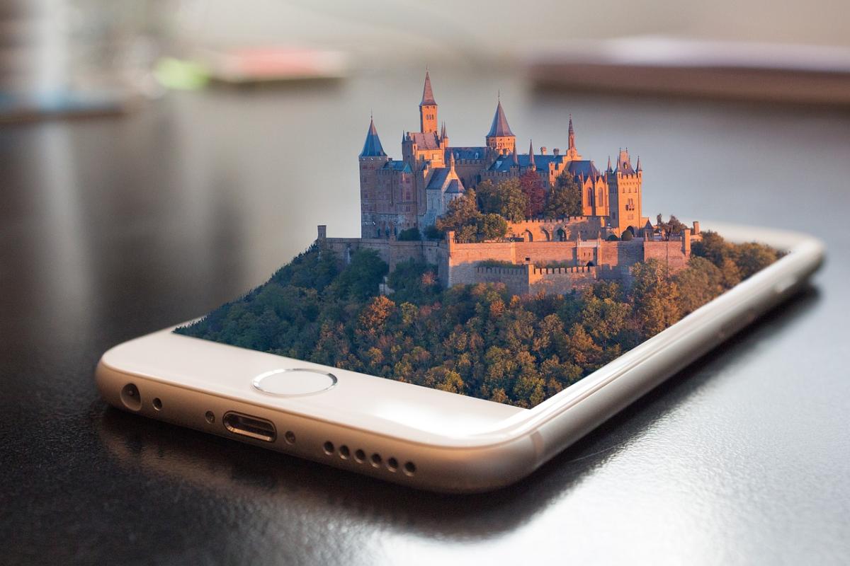 Next‑Generation Wireless Docking Stations