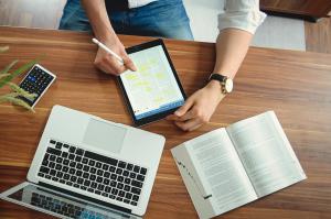 Blending Virtual Reality with Augmented Productivity