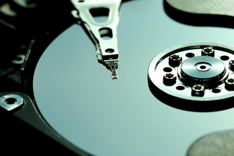 Hyper‑Efficient Solid‑State Drives with AI‑Managed Error Correction