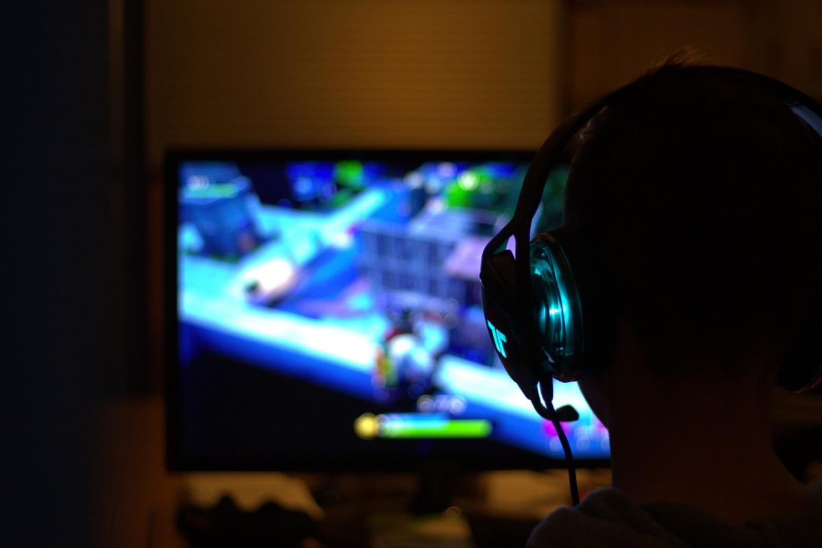 Next‑Gen AR Gaming Glasses