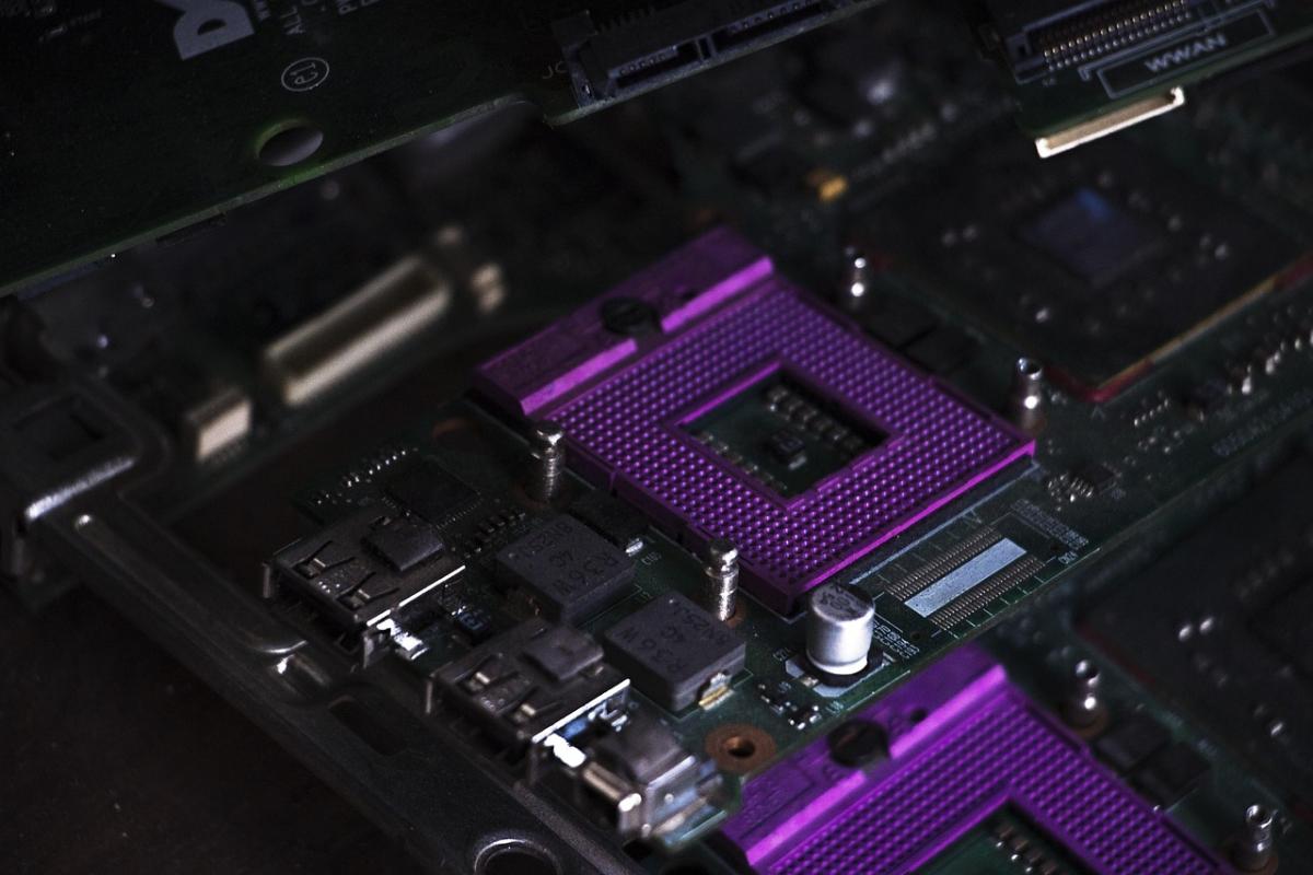 Adaptive Rendering Techniques in PC Gaming