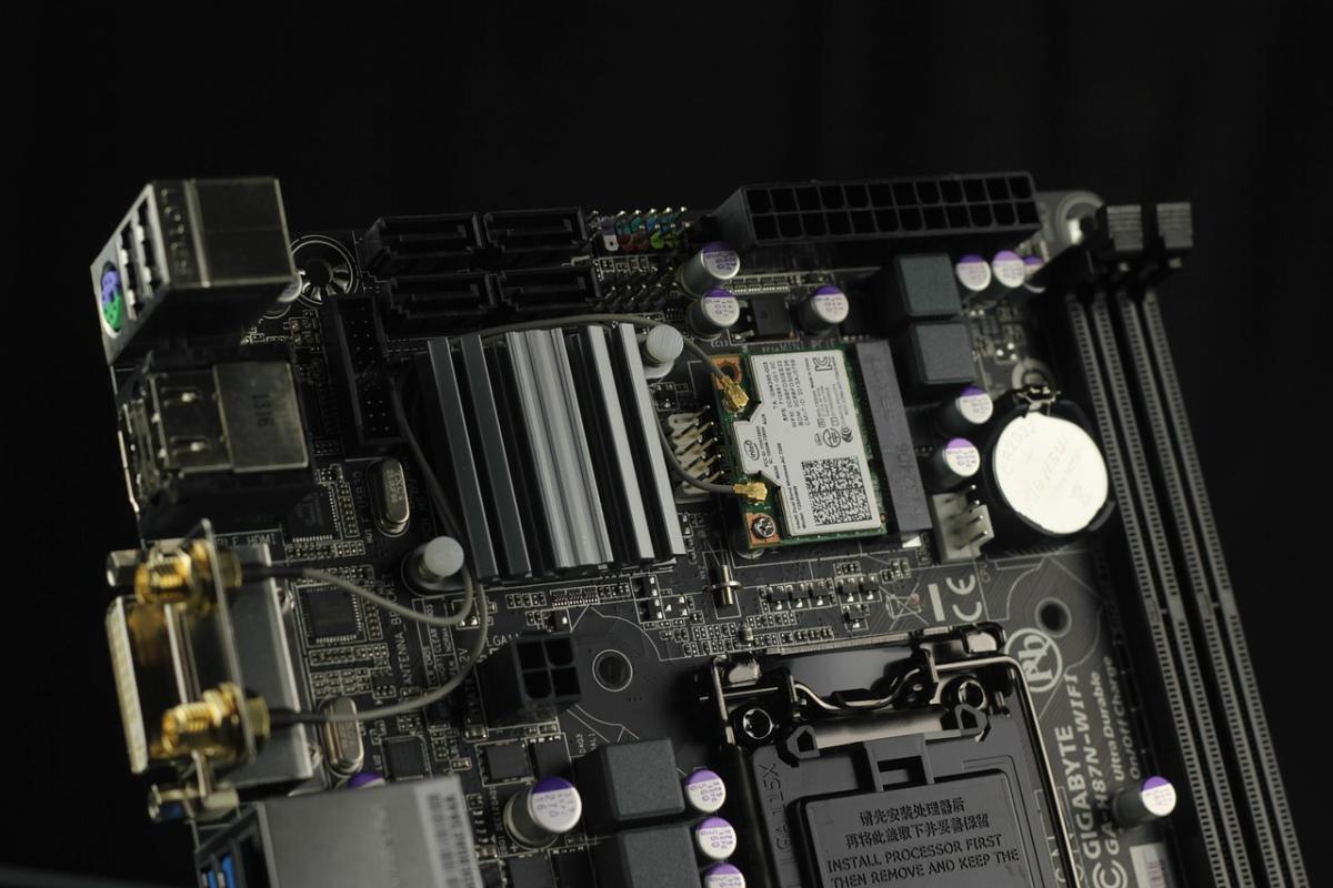 The Evolution of PC Motherboard Form Factors
