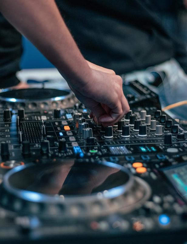 High‑Fidelity PC Audio Interfaces for Immersive Sound