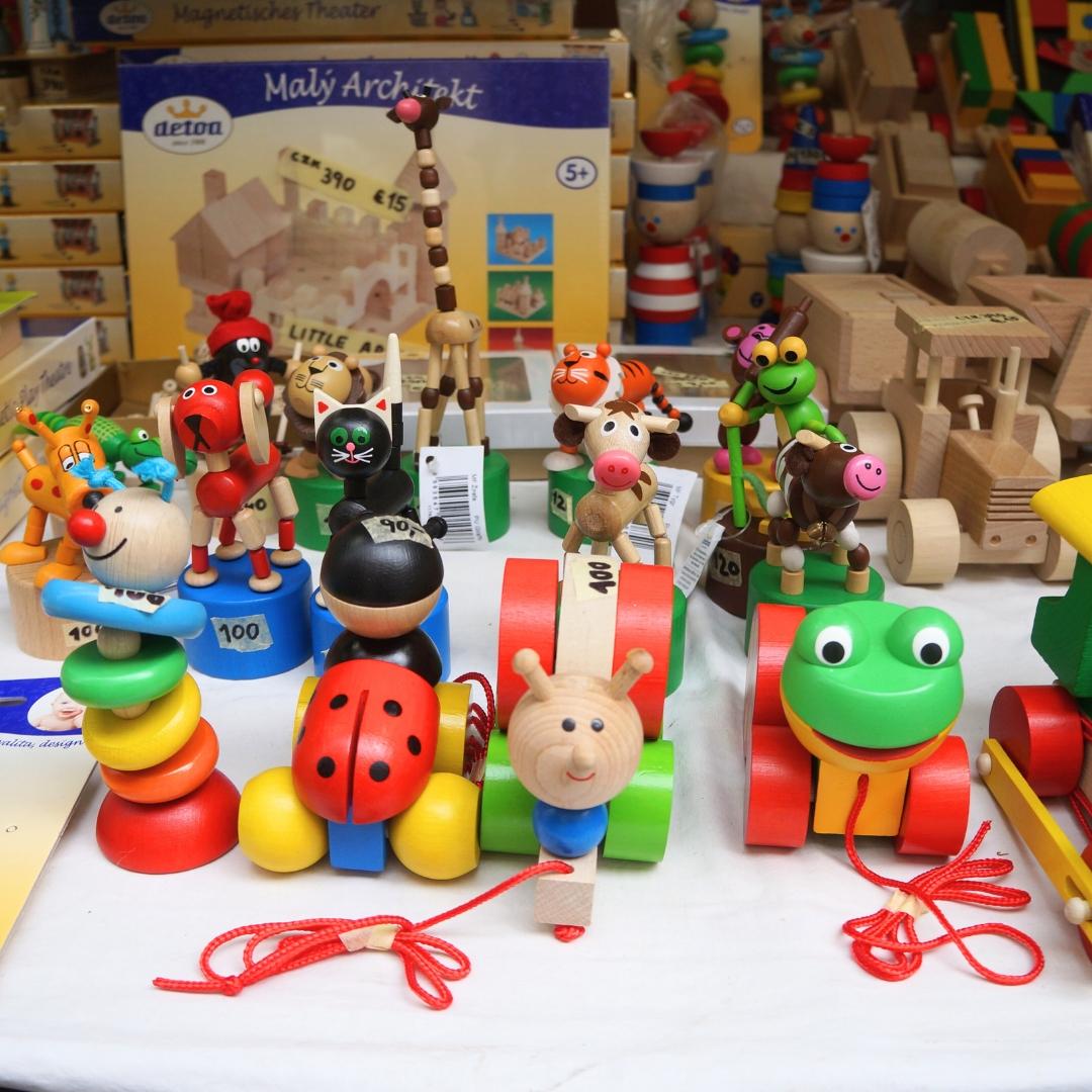 Boost Your Newborn's Development with Sensory Toys!