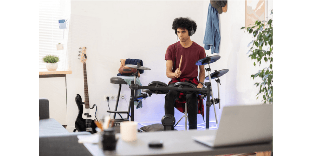 🎵 How to Choose Your First Drum Set: Acoustic vs. Electronic