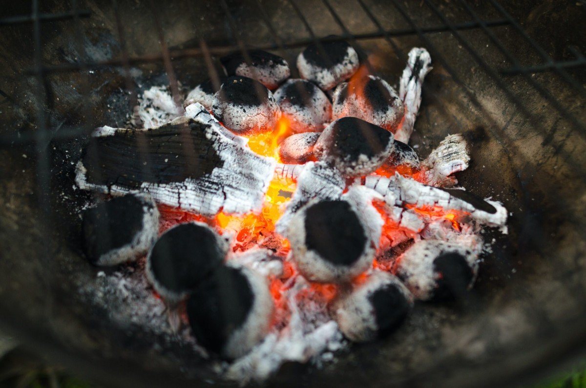 How to Use a Charcoal Grill