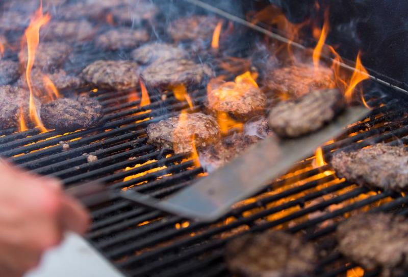 Sizzle Savvy: The Must-Know Basics for Perfecting Your Grilling Game