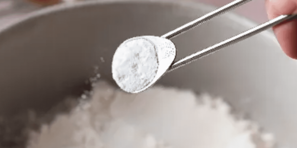 How to Test Soil pH Using Vinegar and Baking Soda