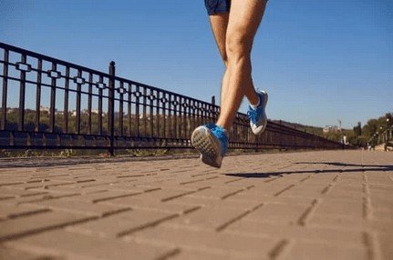 "Understanding the Impact of Running Surfaces on Shoe Choice"