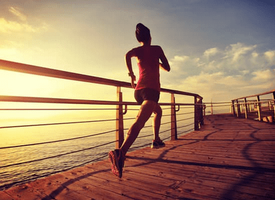 girl running marathon