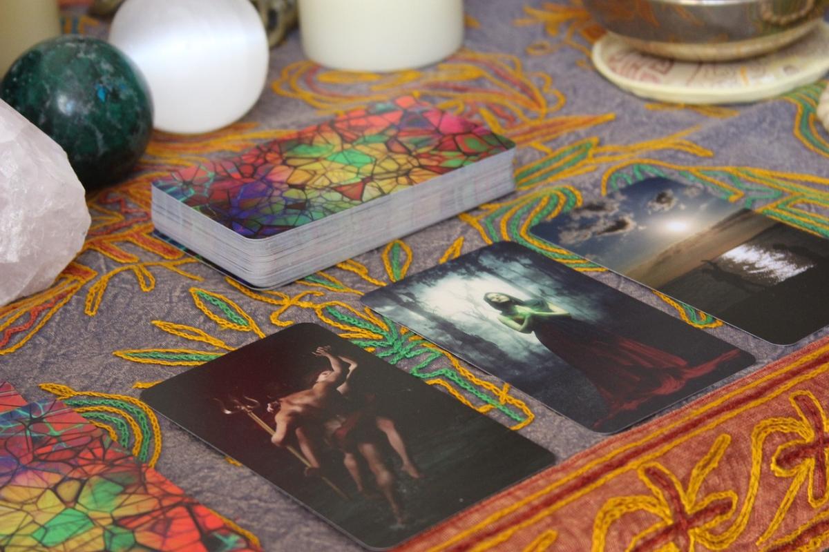 Must-Have Essentials for Tarot Card Reading