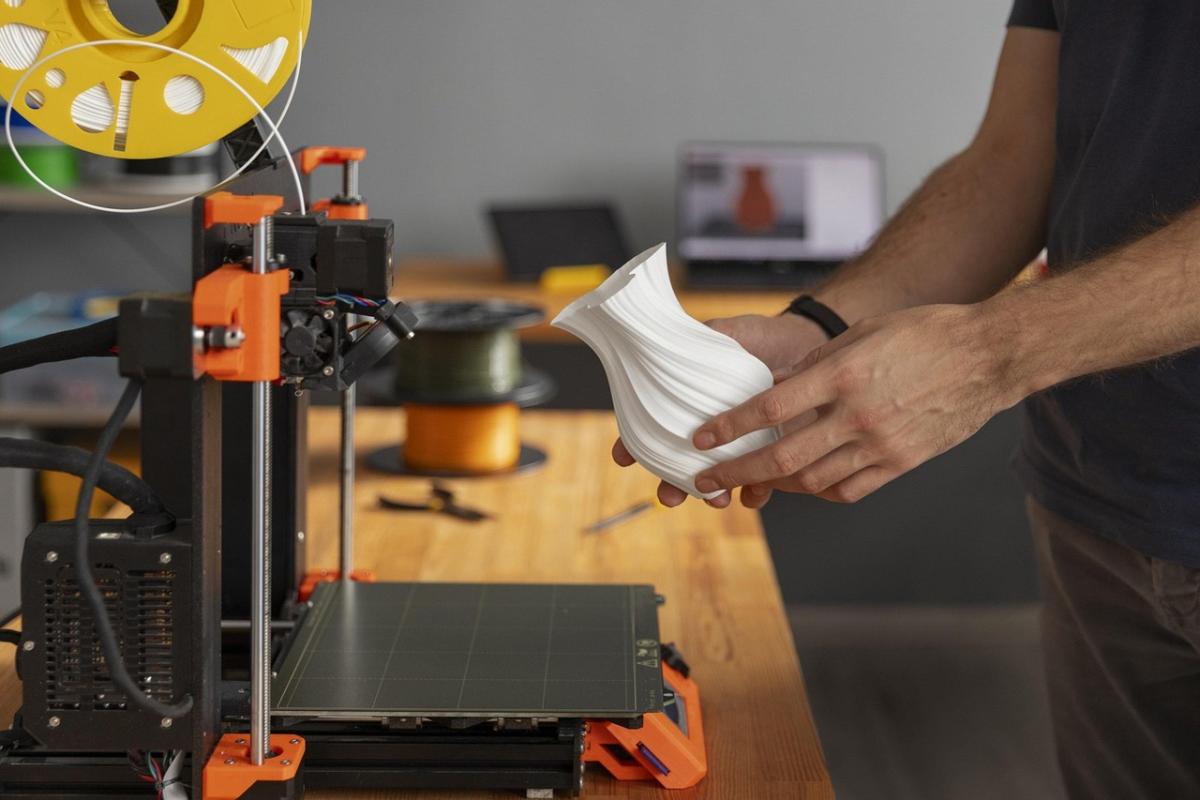 Desktop 3D Printers That Fit Your Space and Budget
