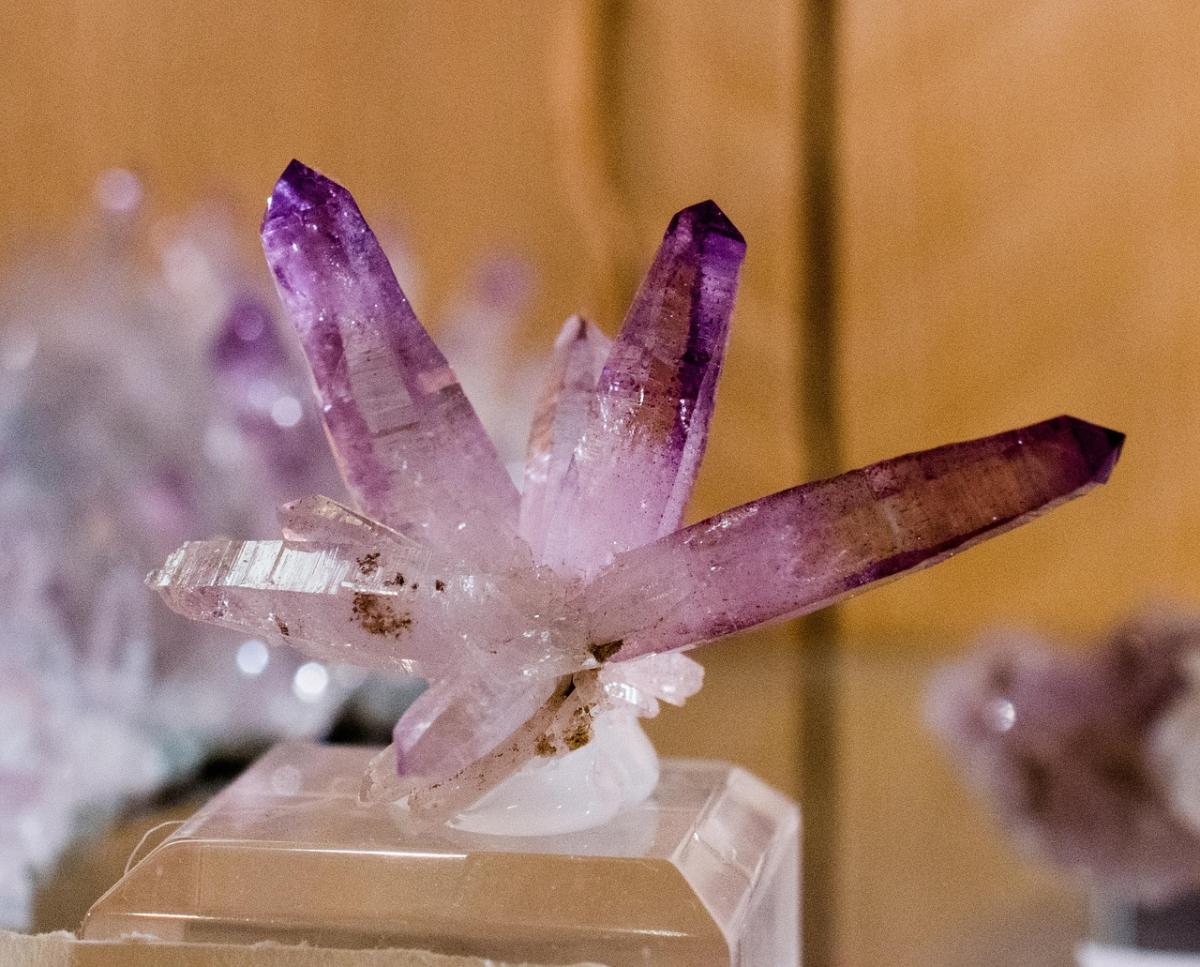 Unlocking the Healing Properties Of Gemstones