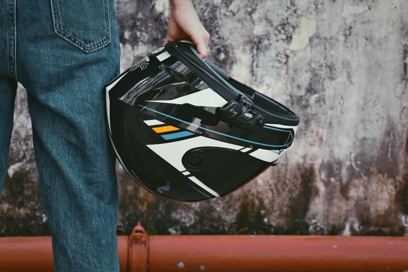 Tips for a Shiny and Fresh Helmet