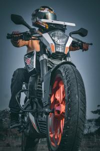 Discover the safest and most stylish helmets to keep you protected on the road