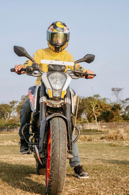 Discover How to Ride in Style Without the Bulk