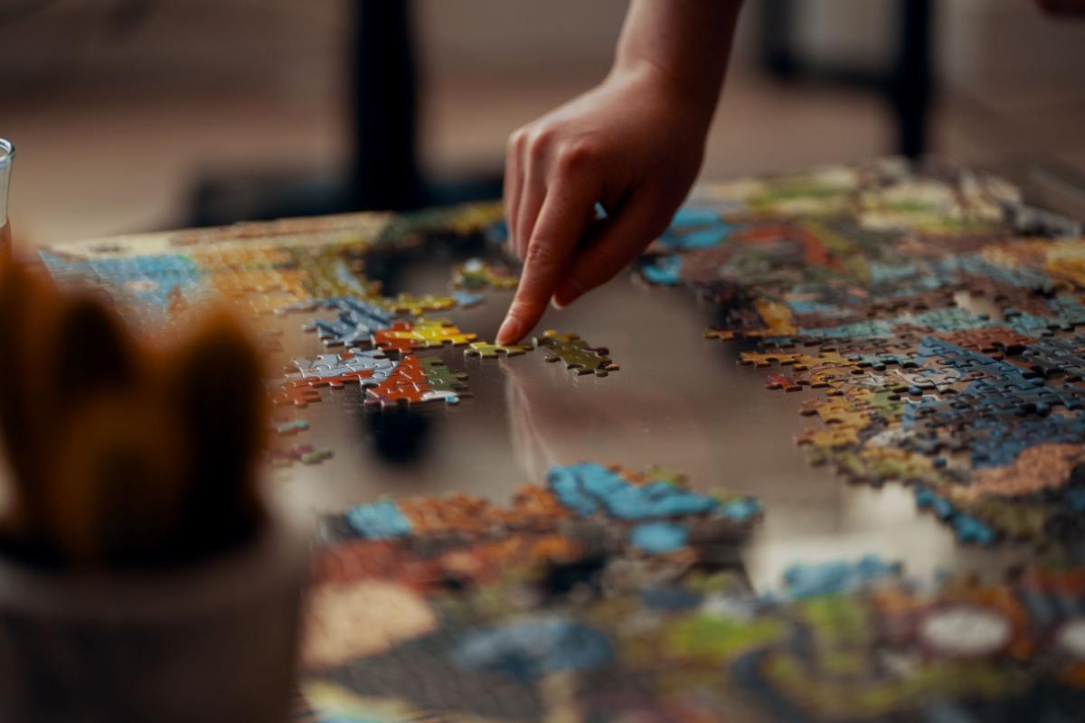 Mastering Jigsaw Puzzles: Effective Strategies for Success