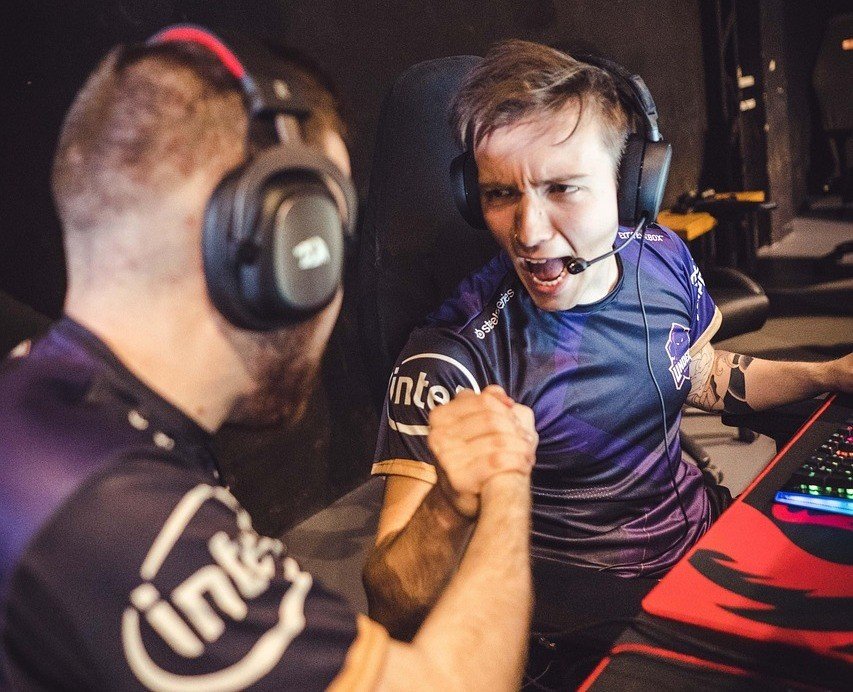Unleashing the Ultimate Gaming Spectacle: Esports Extravaganza!