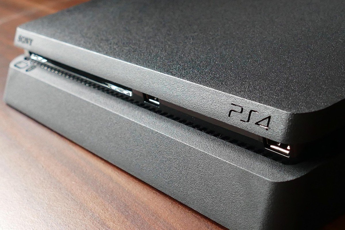 How the PS5 Stacks Up Against Its Predecessor: A Comparison Between the PS4 and PS5