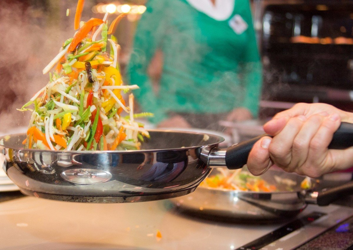 Long-lasting Cookware: Tips to Preserve Pots and Pans