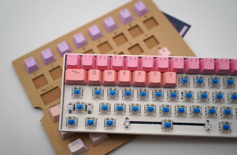 Understanding the distinctions between mechanical and regular keyboards to enhance your typing experience