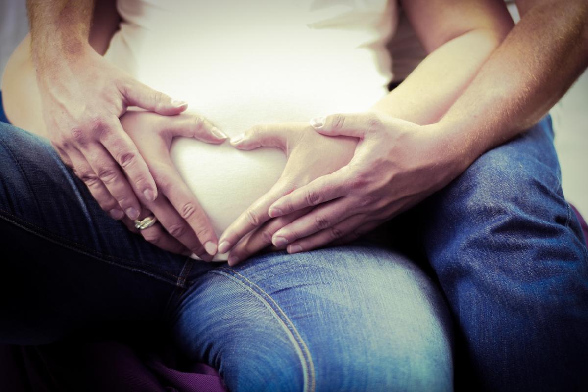 Bringing Life into the World: The Comprehensive Guide to Pregnancy and Childbirth