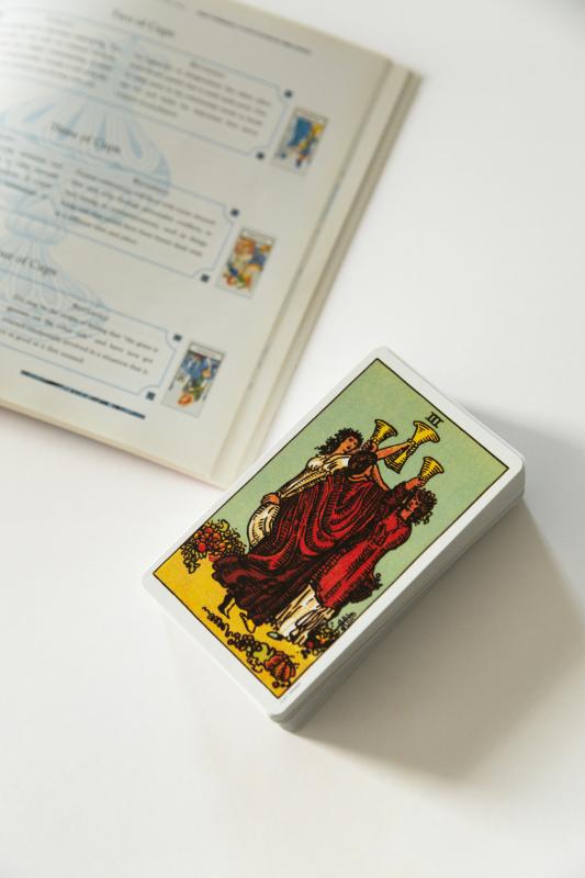 Tips for Asking Effective Tarot Questions