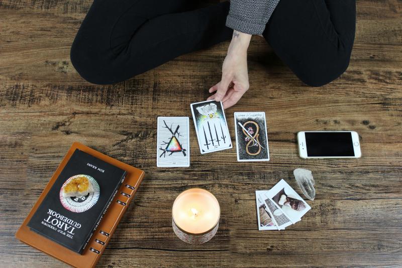 Enhancing Your Tarot Readings with Intuition