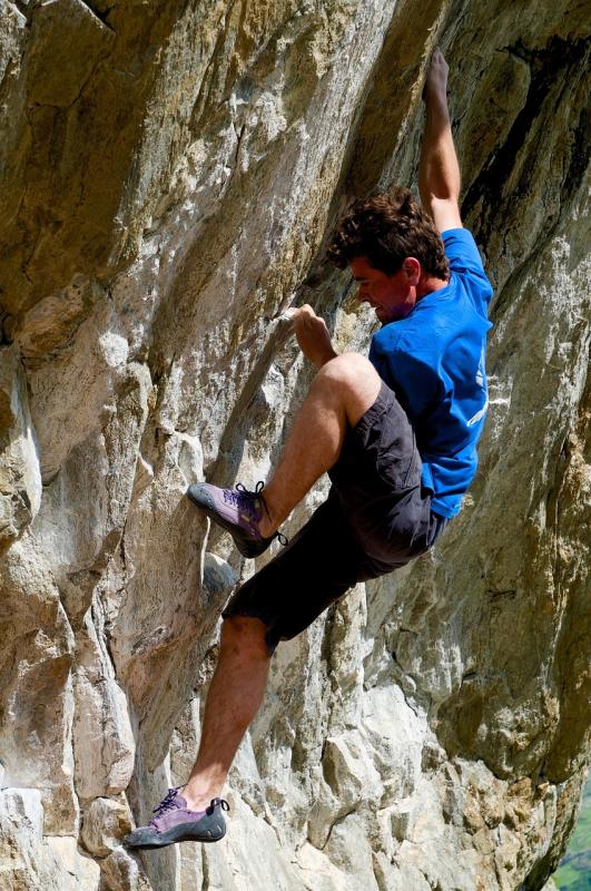 Boost Your Skills and Confidence on the Climbing Wall