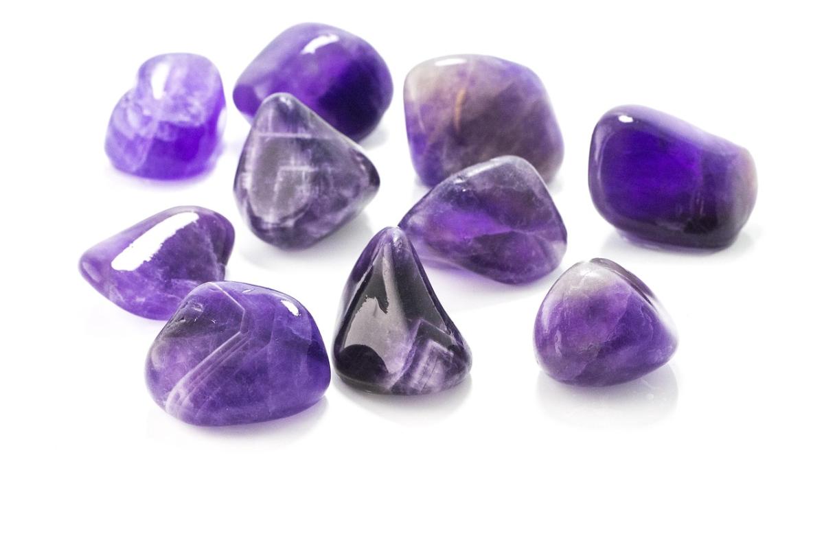 Discover the Meaning of the February Birthstone