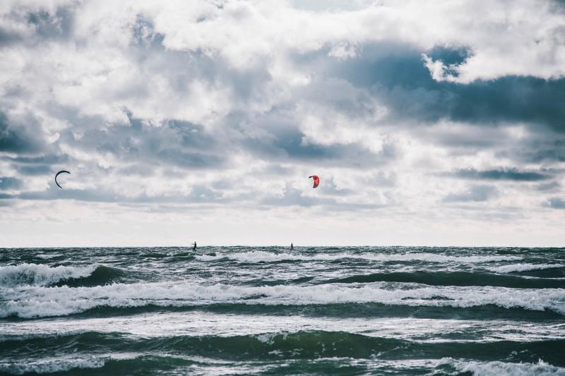 Expert Advice for Paragliding Beginners