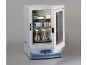 Incubating Shakers