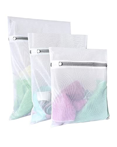 Set of 3 Mesh Lingerie Washing Bags in Various Sizes